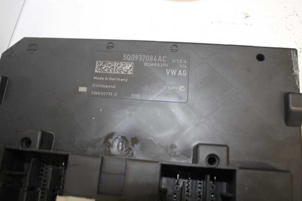 BOITIER COMPLET SKODA OCTAVIA 1.6 TDI CLHA 2013-2017 - Vue 5